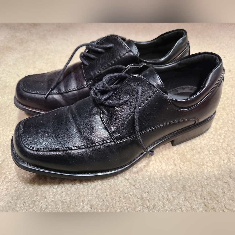 Boys black dress shoes